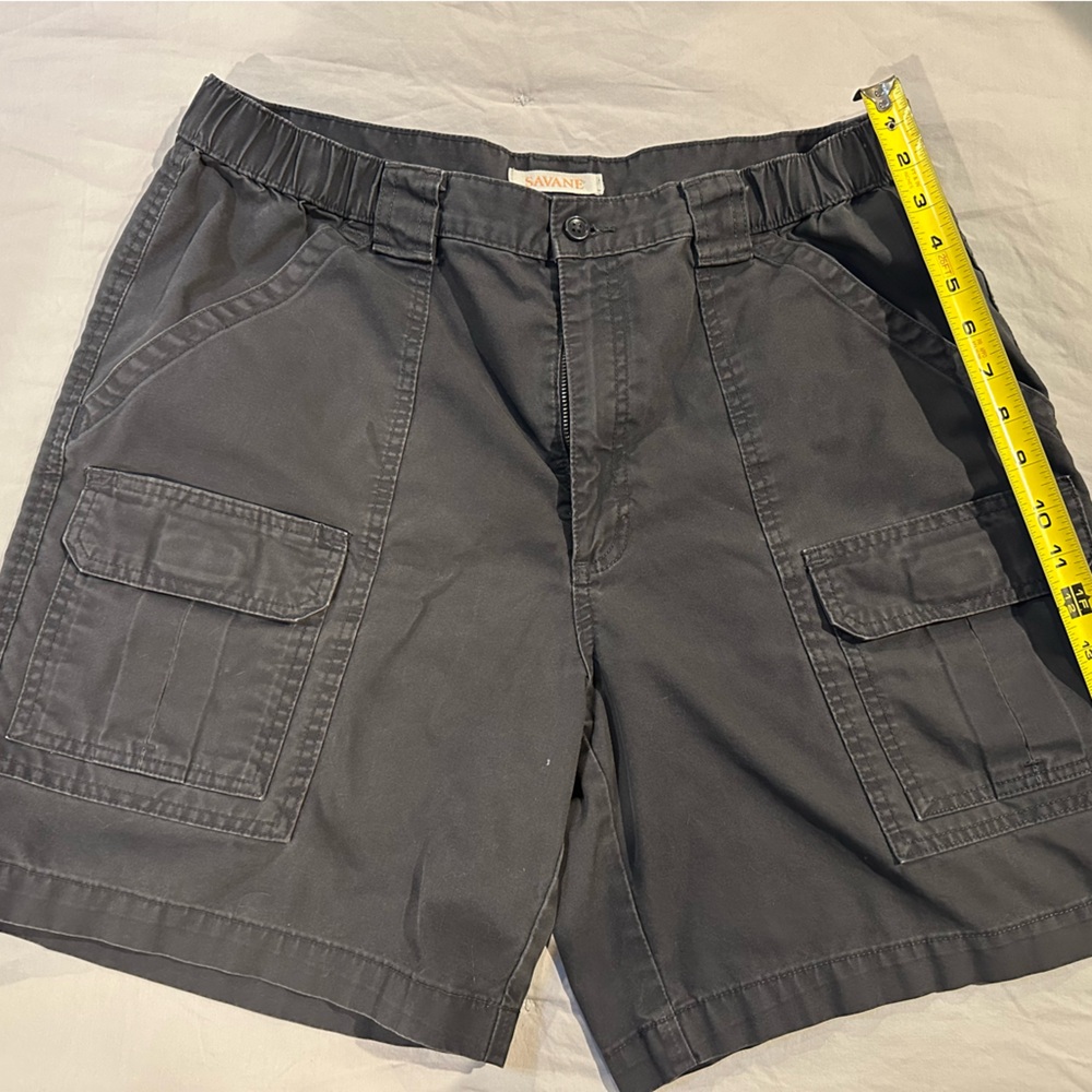Savane Men's Black Cargo Shorts size 36